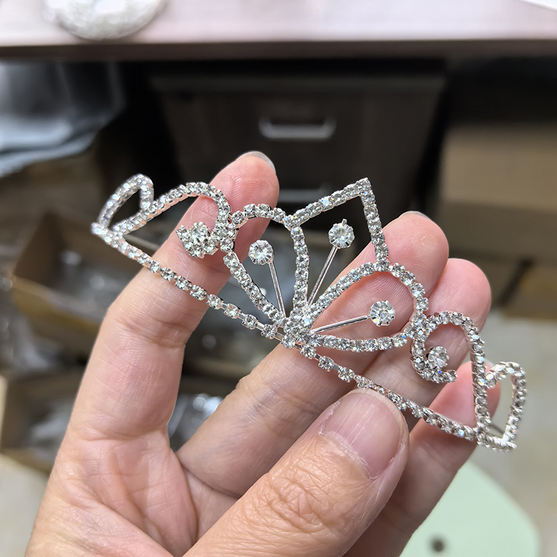 실버 컬러 라인스톤 신부 왕관 럭셔리 크리스탈 티아라  - Women Knight Accessories 리뷰 및 가격