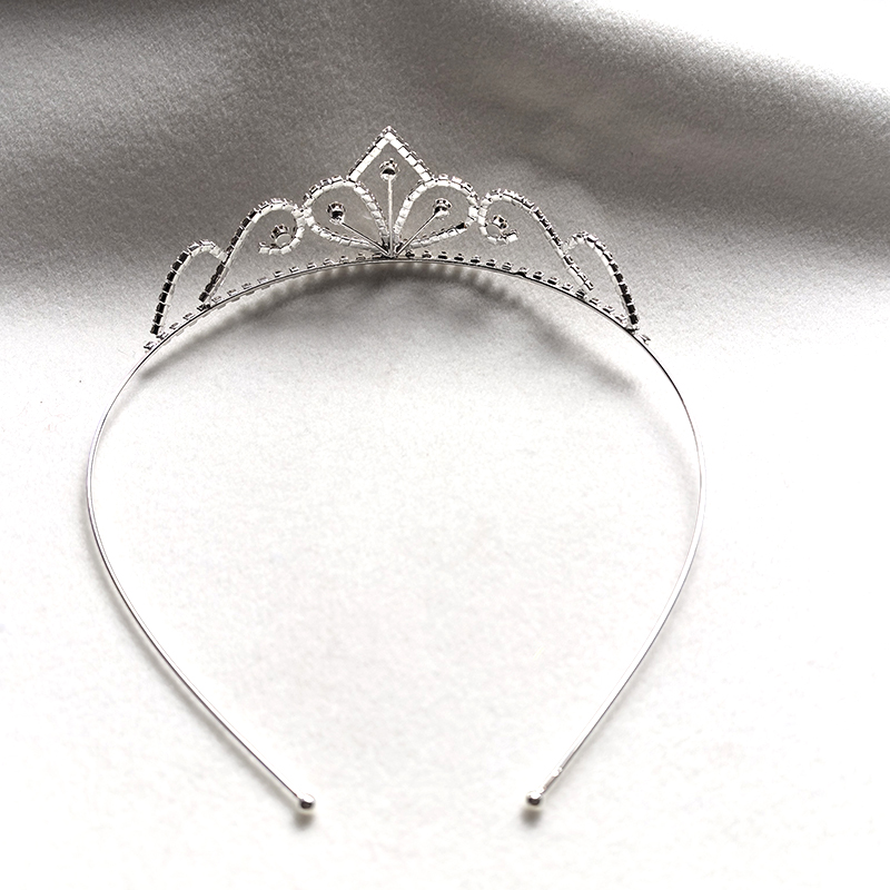 실버 컬러 라인스톤 신부 왕관 럭셔리 크리스탈 티아라  - Women Knight Accessories 리뷰 및 가격